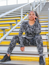 Load image into Gallery viewer, Gray Camo 2 Piece Set